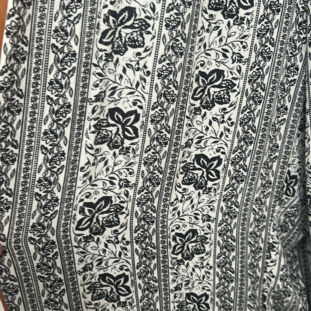 Westport Patterned Wide Leg Pants Size 1X - Picture 2 of 6